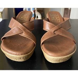 Island Slipper Leather Platform Comfort Foam Made In Hawaii Great Condition Sz 9